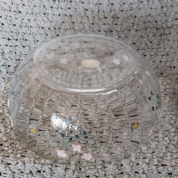 CRYSTAL BOWL MADE IN ROMANIA RAISED FLORAL DESIGN Crystal Clear Design - Picture 6 of 9